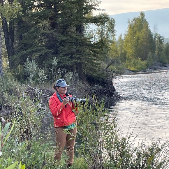 Meet your Posher, Heather - Picture 1 of 1